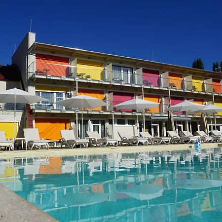 Colors Holiday Hotel Шиофок Экстерьер фото