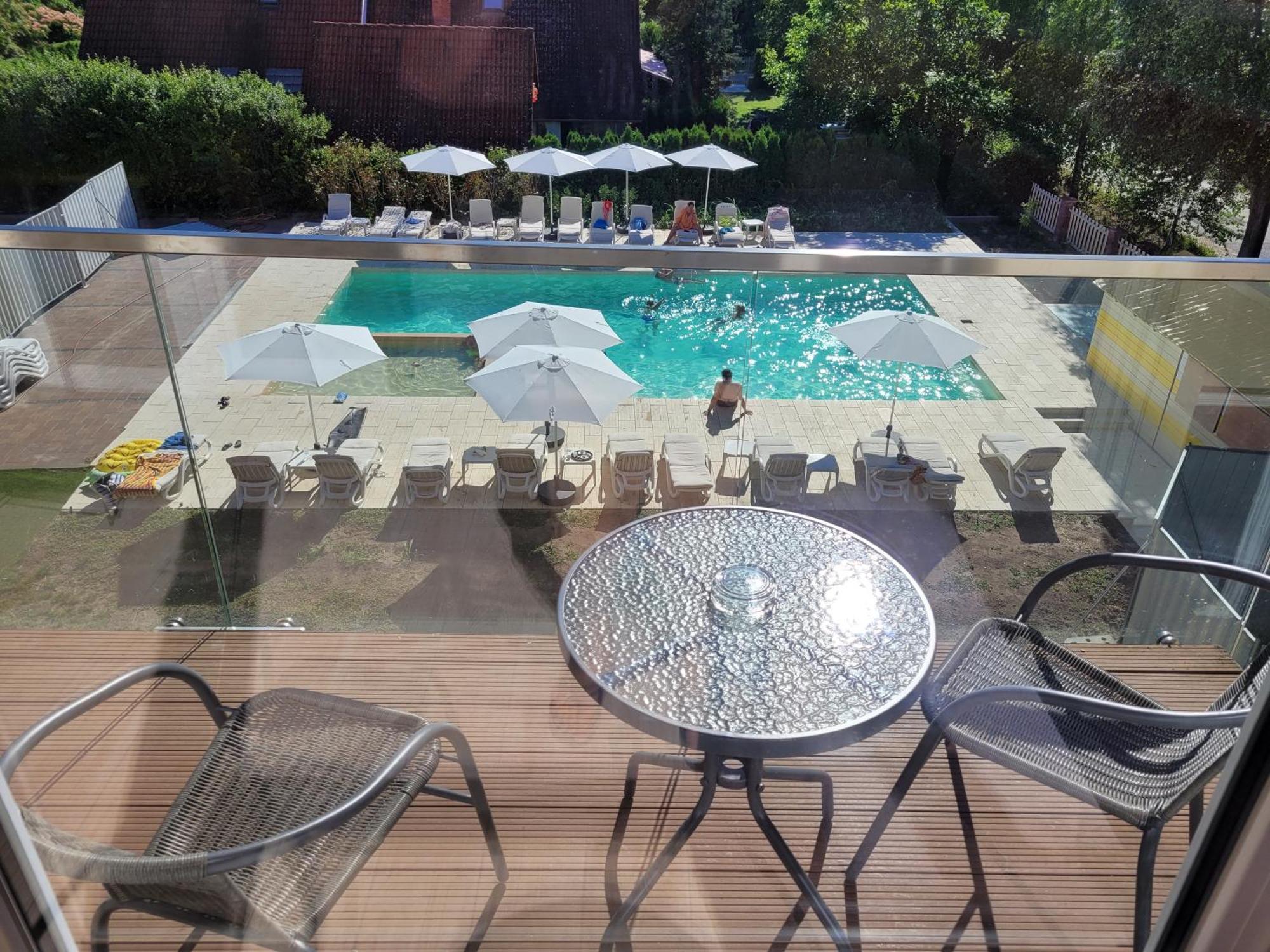 Colors Holiday Hotel Шиофок Экстерьер фото